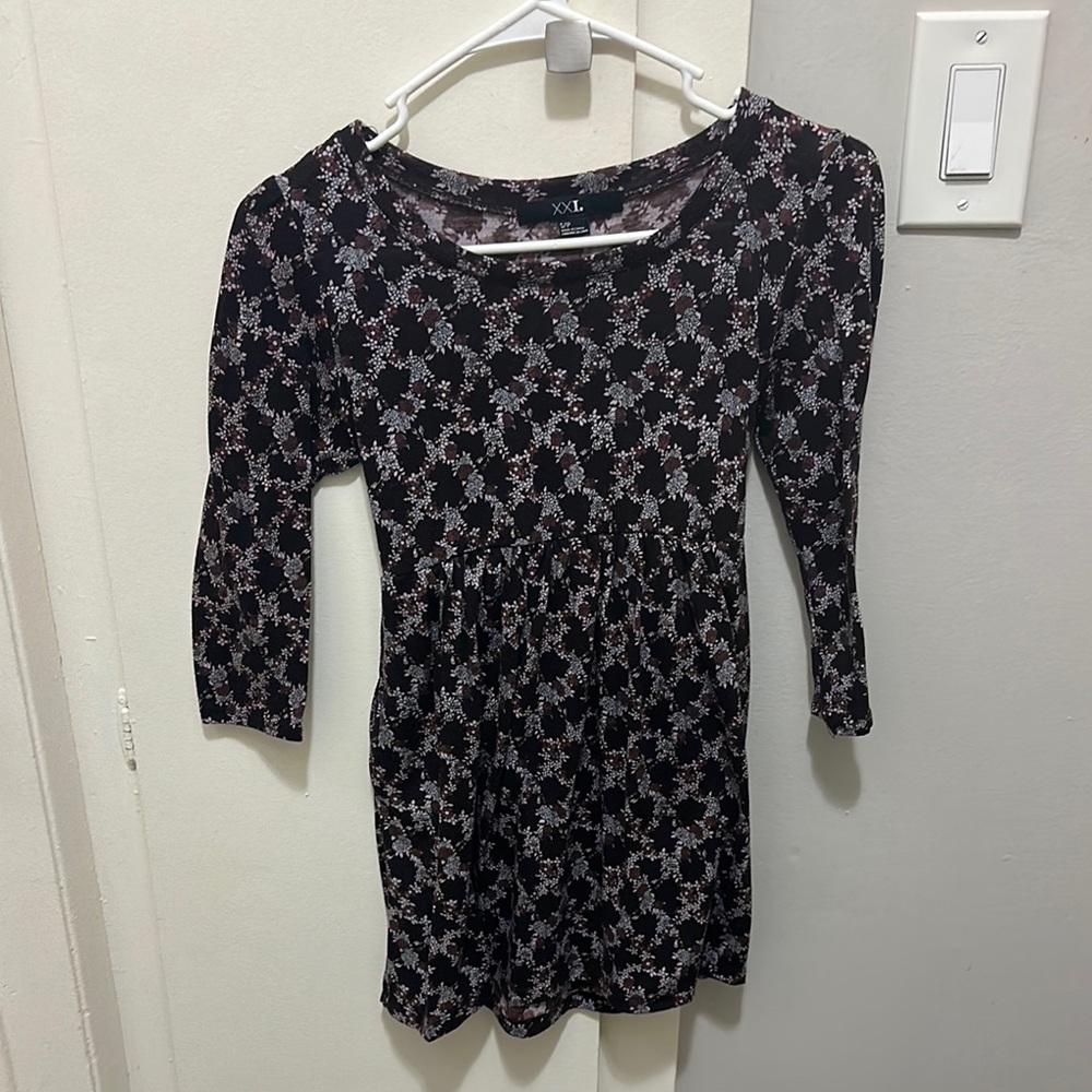 Forever 21 Floral Long sleeve Dress